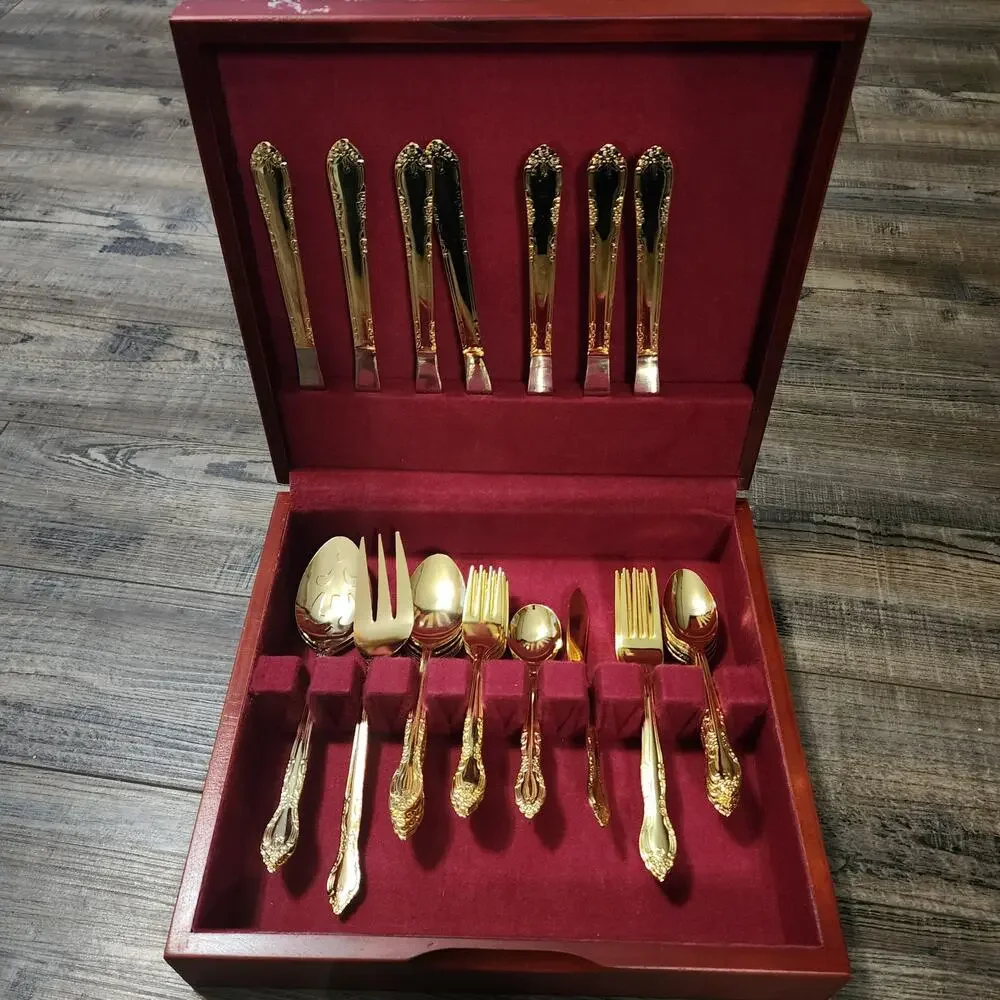 Gold Toned Flatware stainless china setting for 8 plus serving Utinsels X